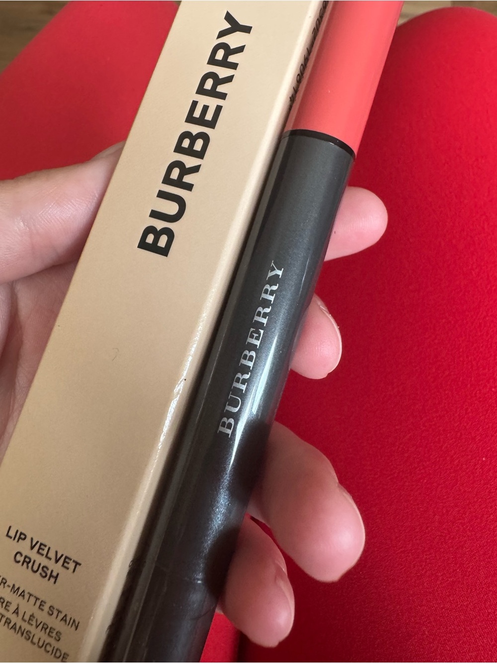 Burberry Lip Velvet Crush Liquid Lipstick - Coral-Pink